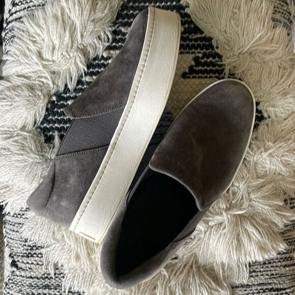 Vince size 7.5 grey suede warren sneakers - Picture 1 of 4